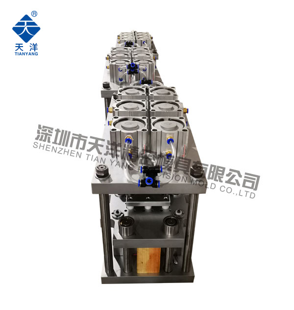 25X75X60氣動(dòng)打孔機(jī) 25X75X60氣動(dòng)打孔機(jī)