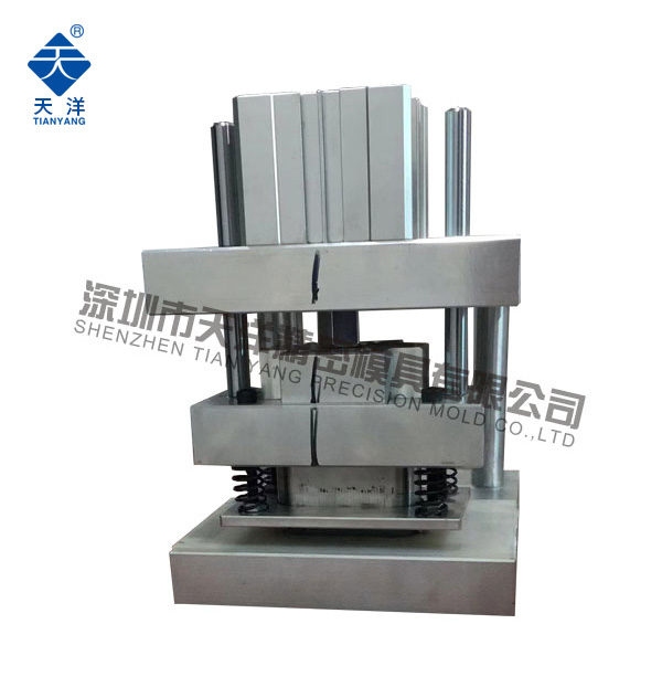 80X20插齒式氣動打孔機 斷點3連1 80X20插齒式氣動打孔機 斷點3連1