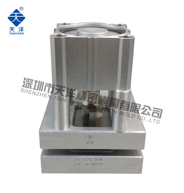 150X40X20氣動打孔機