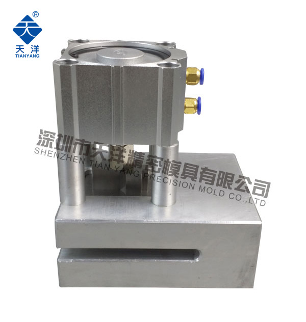 150X40X20氣動打孔機