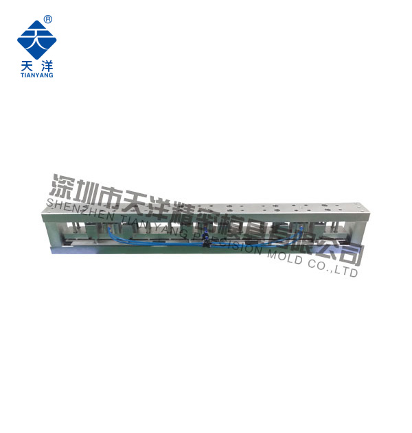 2000MM 3斷1.連  氣動(dòng)打孔機(jī)