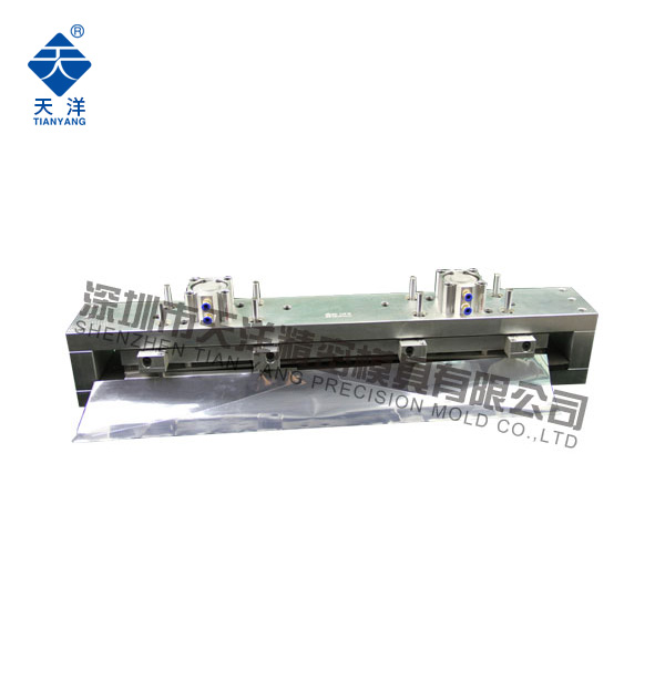 2000MM 3斷1.連  氣動(dòng)打孔機(jī)