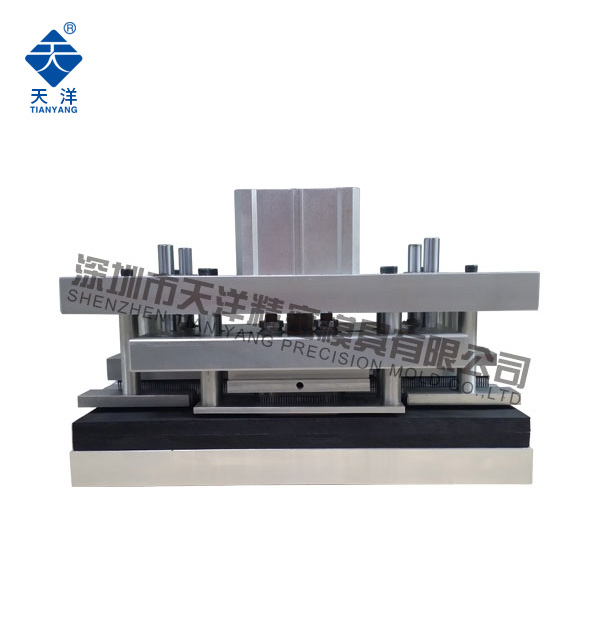 120MM 3斷1.連 氣動(dòng)打孔機(jī) 120MM 3斷1.連 氣動(dòng)打孔機(jī)
