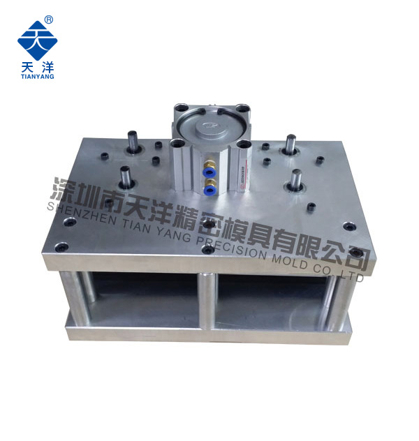 120MM 3斷1.連 氣動(dòng)打孔機(jī) 120MM 3斷1.連 氣動(dòng)打孔機(jī)