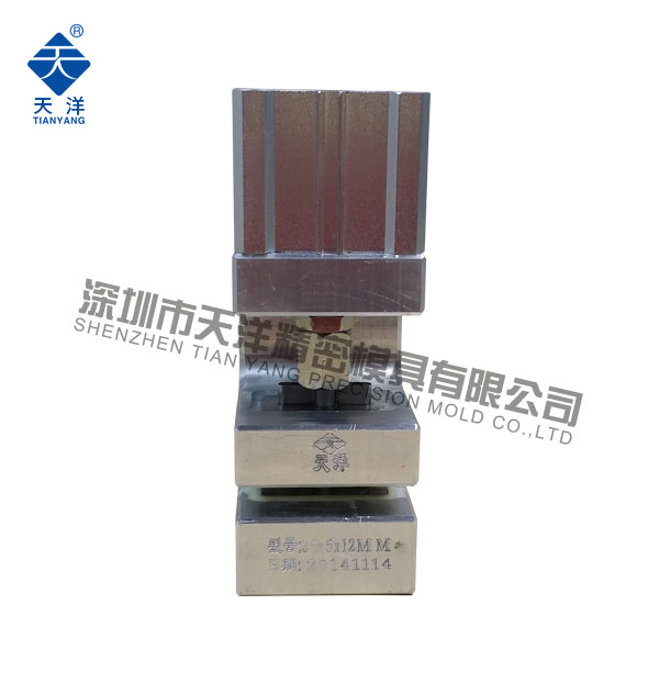 30X6X9mm氣動打孔機(jī)