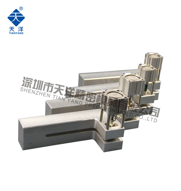 30X6X9mm氣動(dòng)打孔機(jī)