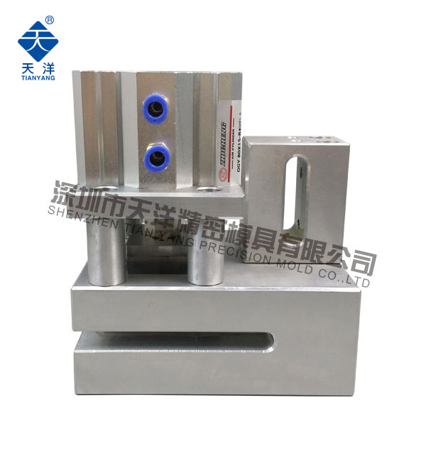 80X20mm氣動(dòng)打孔機(jī)