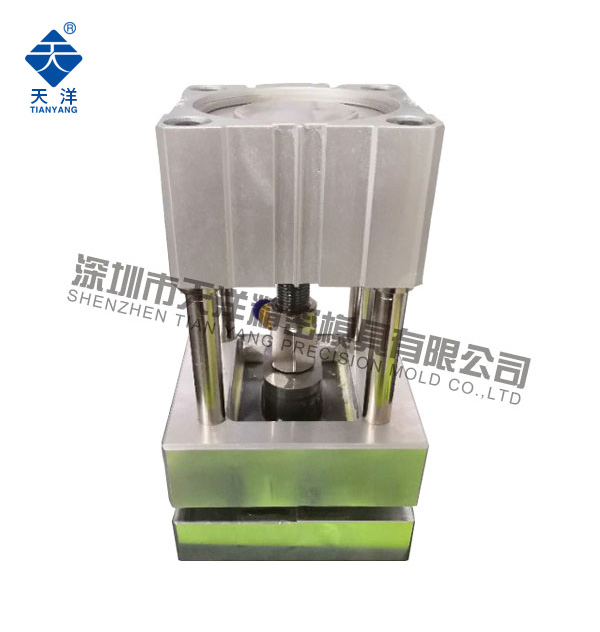 80X20mm氣動(dòng)打孔機(jī)