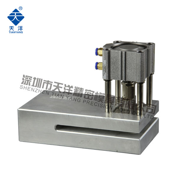 80X20mm氣動(dòng)打孔機(jī)