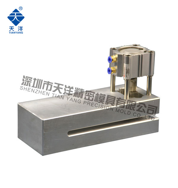 80X20mm氣動(dòng)打孔機(jī)