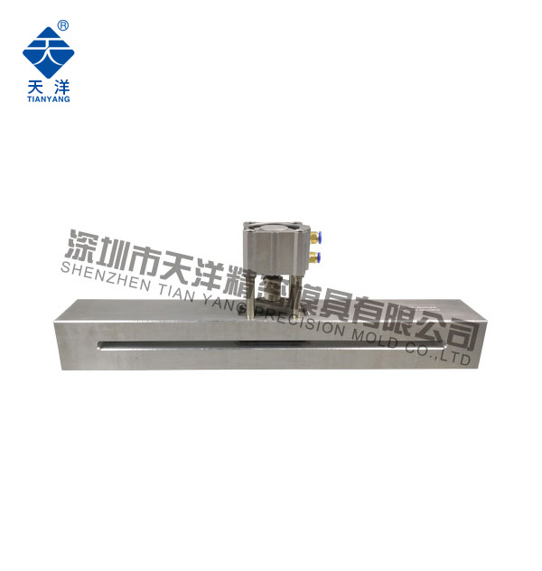 60X20mm氣動(dòng)打孔機(jī) 60X20mm氣動(dòng)打孔機(jī)