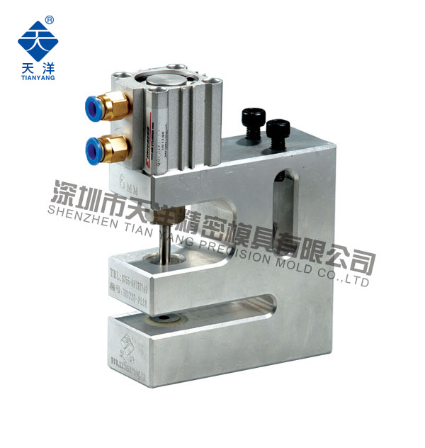 圓孔氣動打孔機