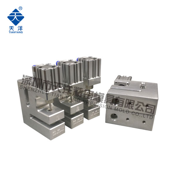 圓孔氣動打孔機